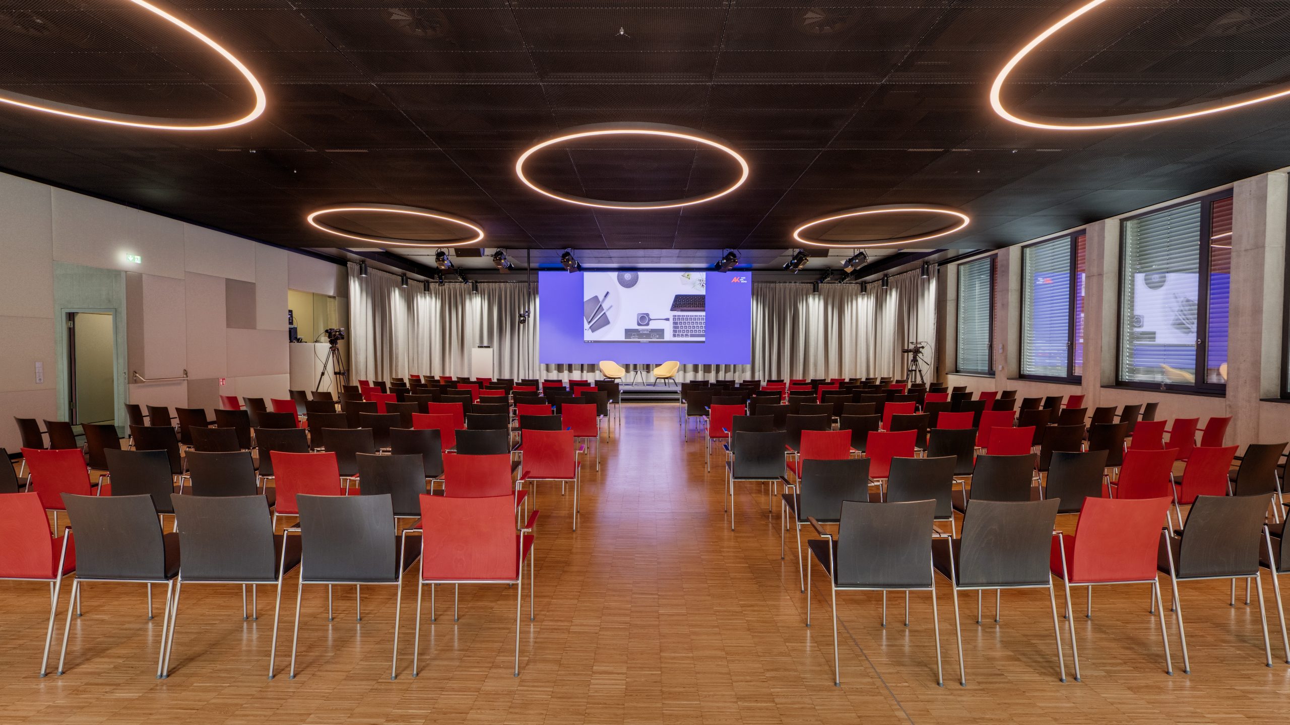 2 Arbeiterkammer Feldkirch - Veranstaltungssaal Hinten 2 Arbeiterkammer Feldkirch - Veranstaltungssaal Hinten